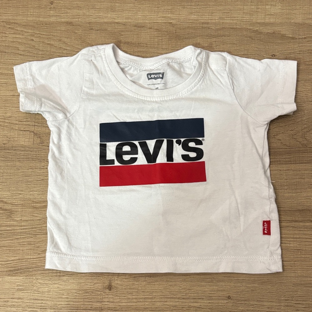 5/$25 Levi's Kids White Tee with Logo